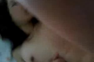 Маленький блондинка подросток с вощеной киской трахал